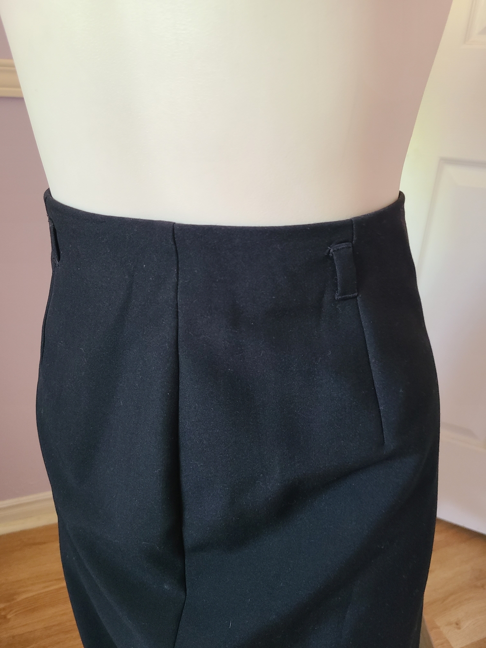 Marks & Spencer Black Pencil Skirt - Tailored Office Classic - Picture 3 of 4